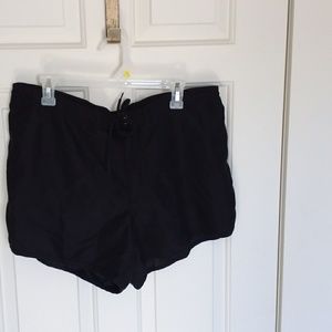 Board shorts, size XL